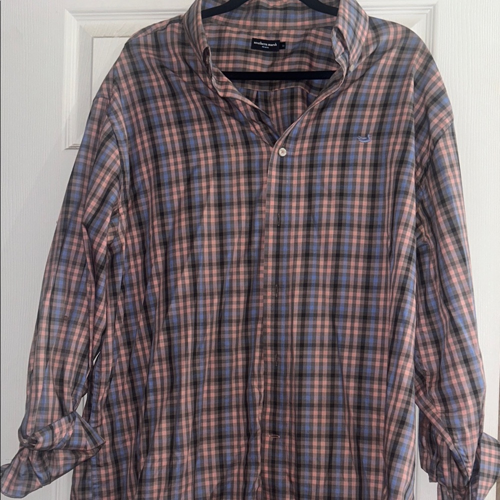 Southern Marsh button down. 2X LIKE NEW!